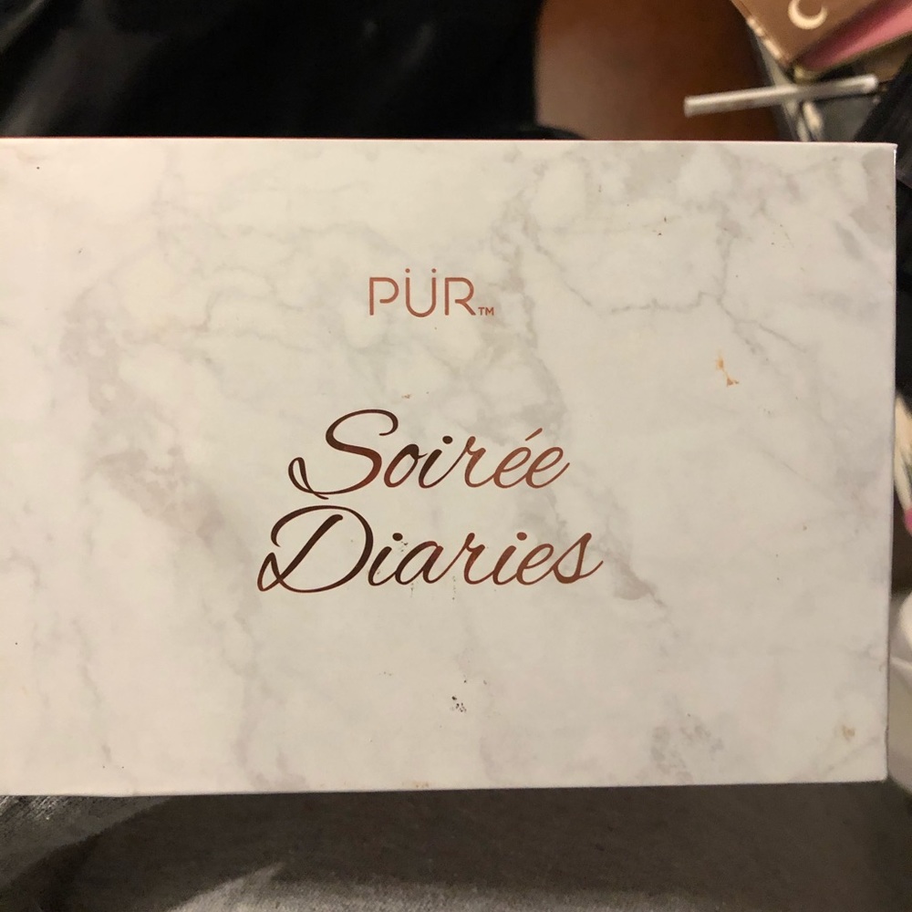 PUR Cosmetics Soirée Diaries Eyeshadow Palette